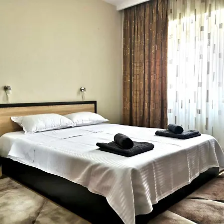 Sophie - Faleza Nord, Plaja White 3 Papuci