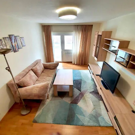 Apartment Sophie - Faleza Nord, Plaja White 3 Papuci *