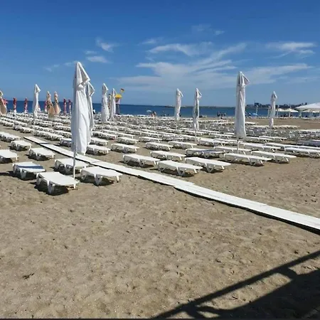 Sophie - Faleza Nord, Plaja White 3 Papuci