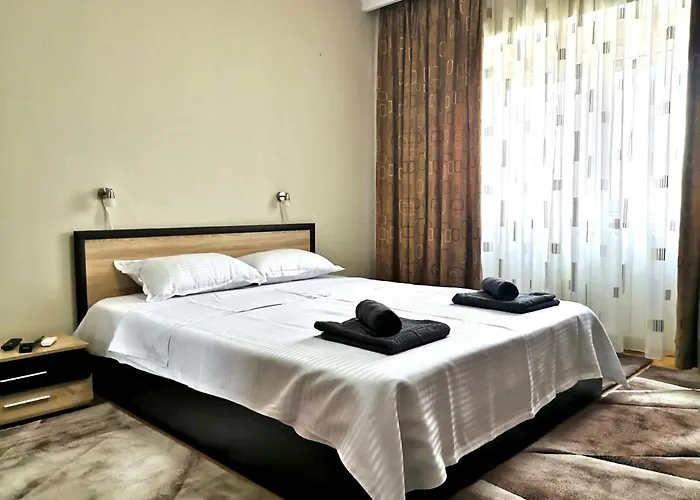 Sophie - Faleza Nord, Plaja White 3 Papuci